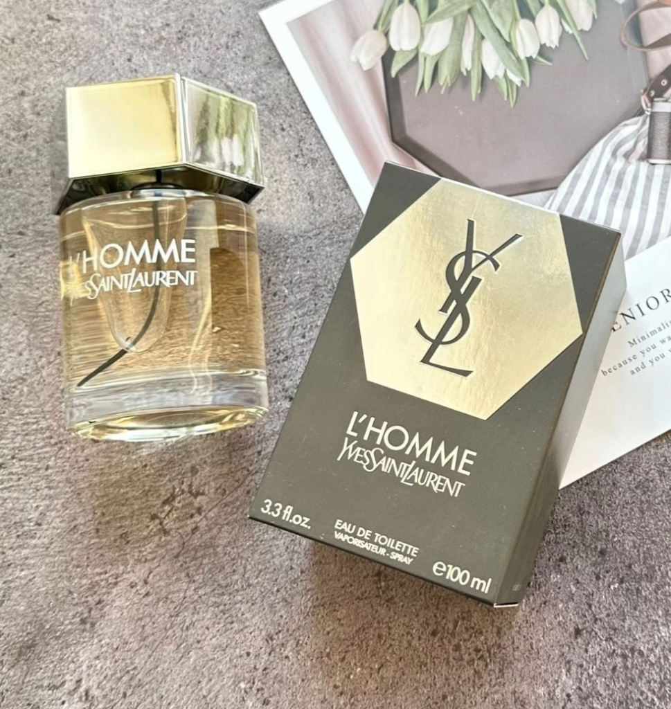 Yves Saint Laurent L'Homme у мужчины в руках.jpg Yves Saint Laurent L'Homme у мужчины в руках.jpg