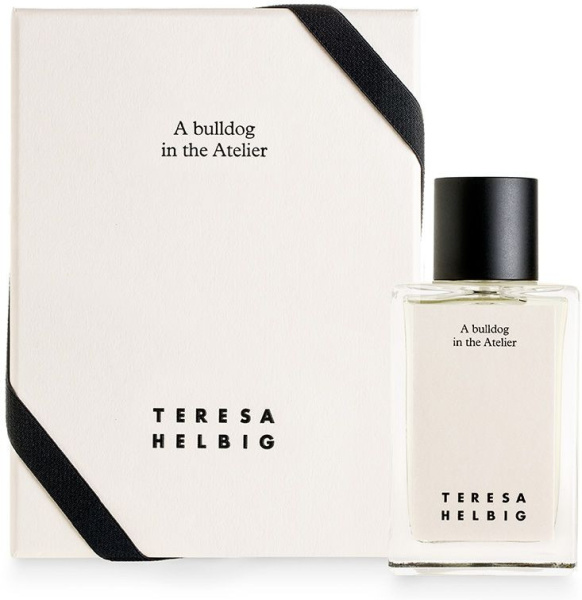 Фото духиTeresa Helbig A bulldog in the Atelier